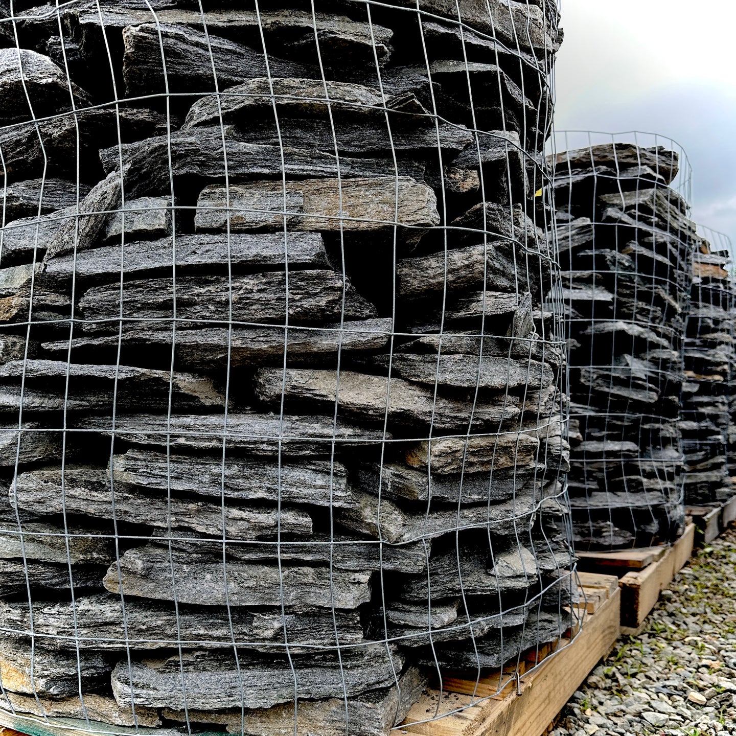 Black Sparkle Thin Stone