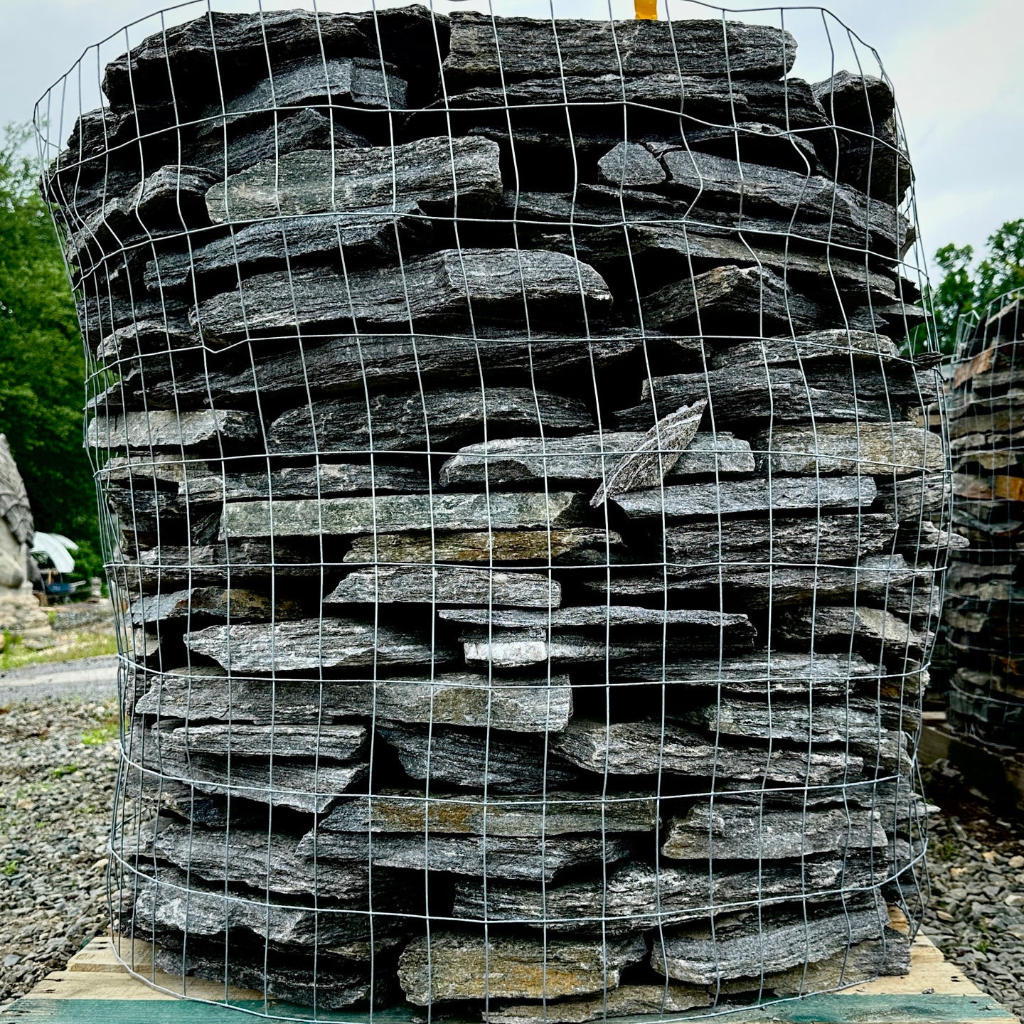 Black Sparkle Thin Stone