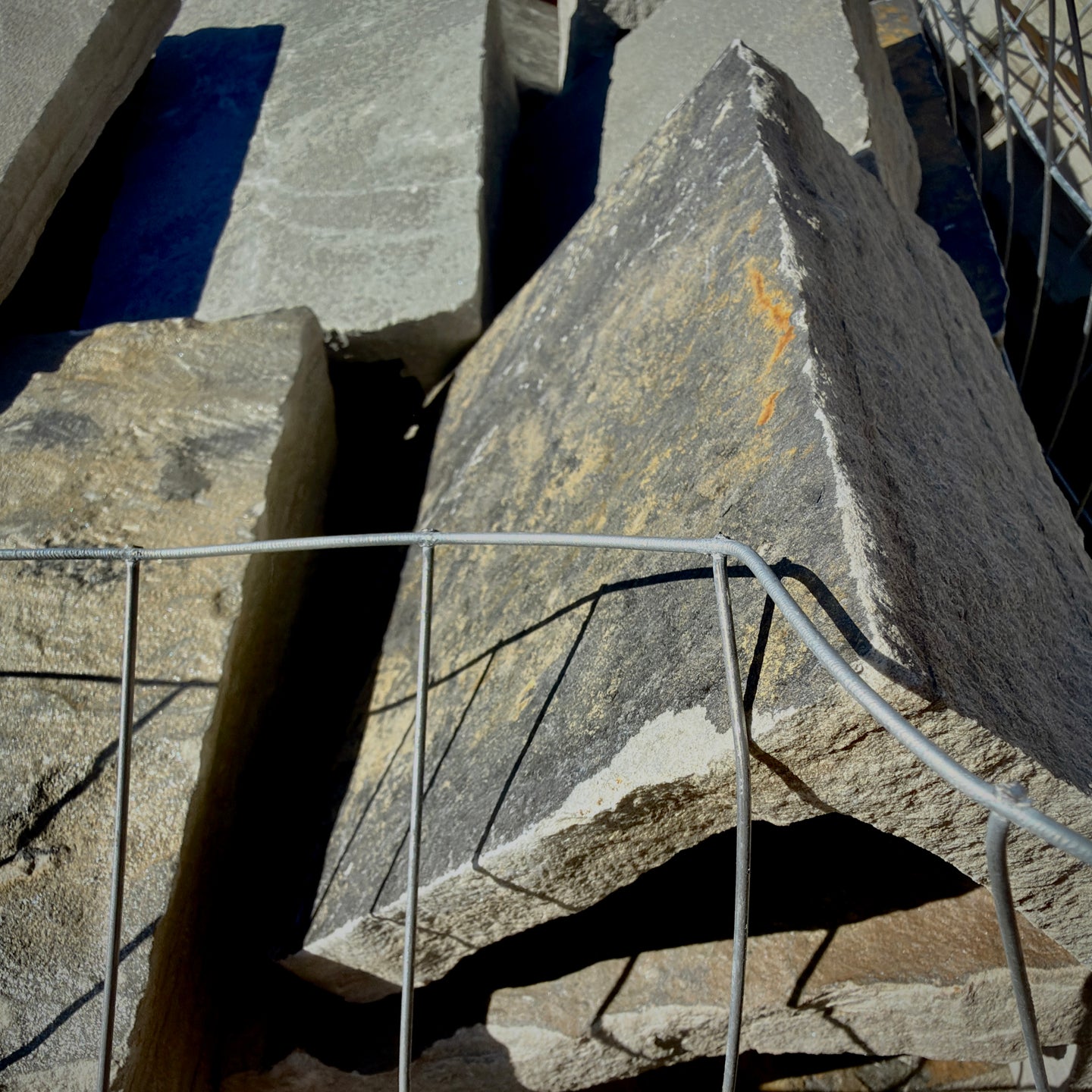 Brandy Sawed Random Corners