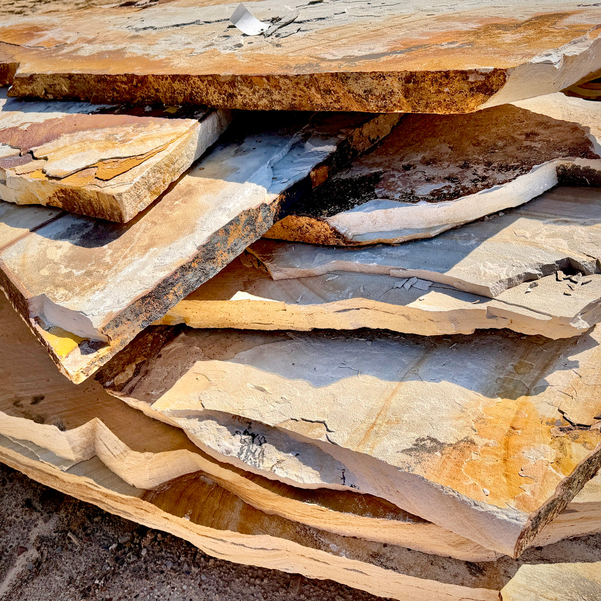 Brown Mountain Large Slabs – 2000 lb Pallet