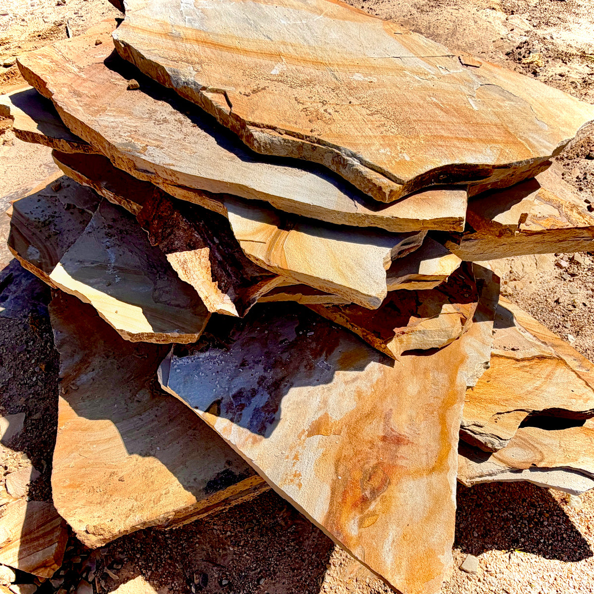 Brown Mountain Large Slabs – 2000 lb Pallet