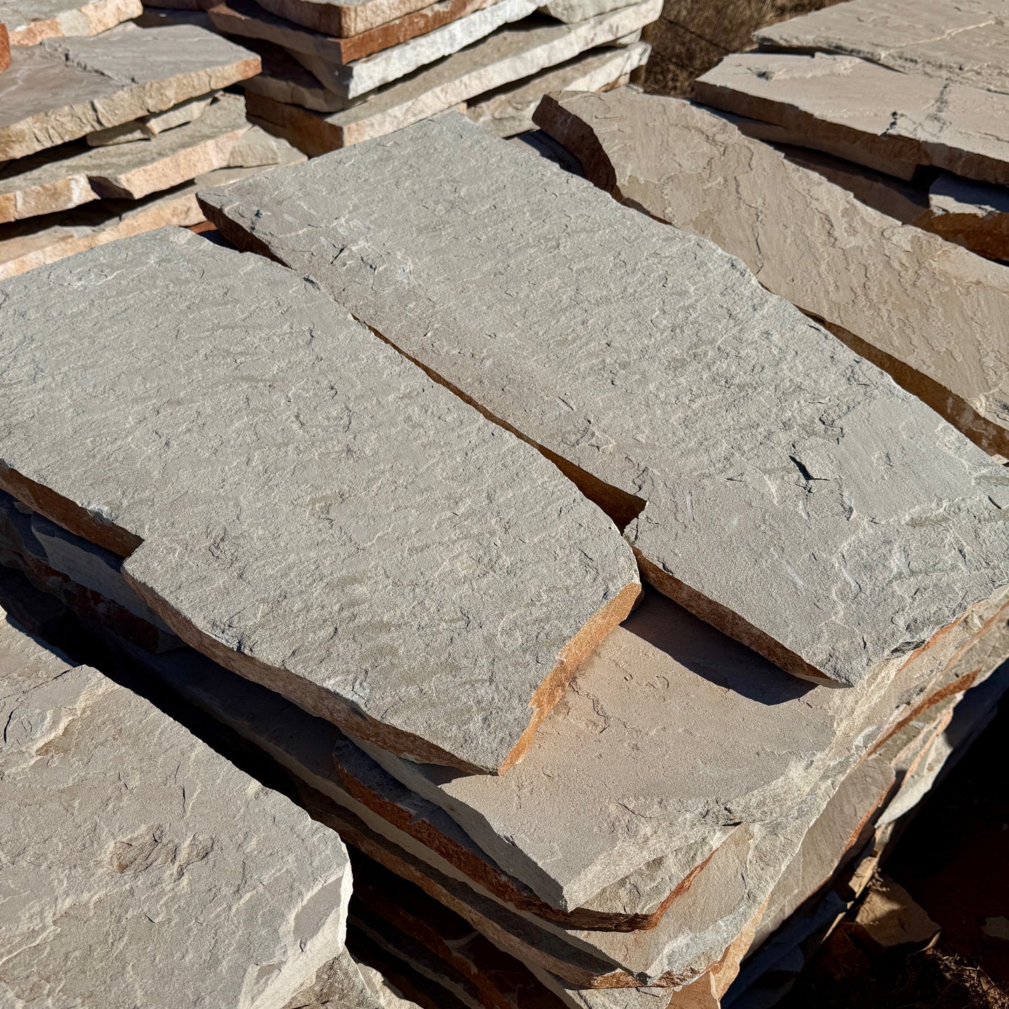 Desert White Flagstone 2"