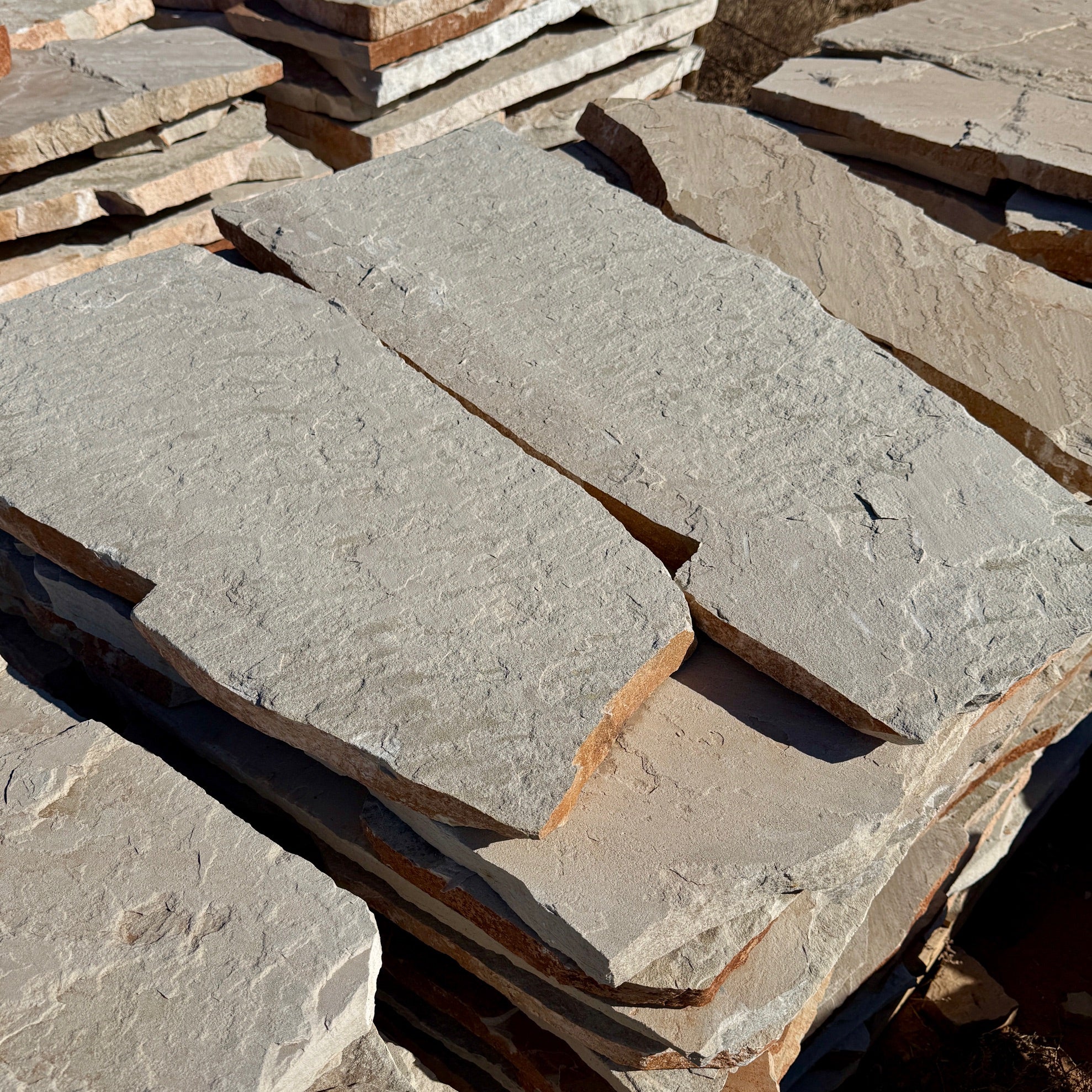 Desert White Flagstone 2"