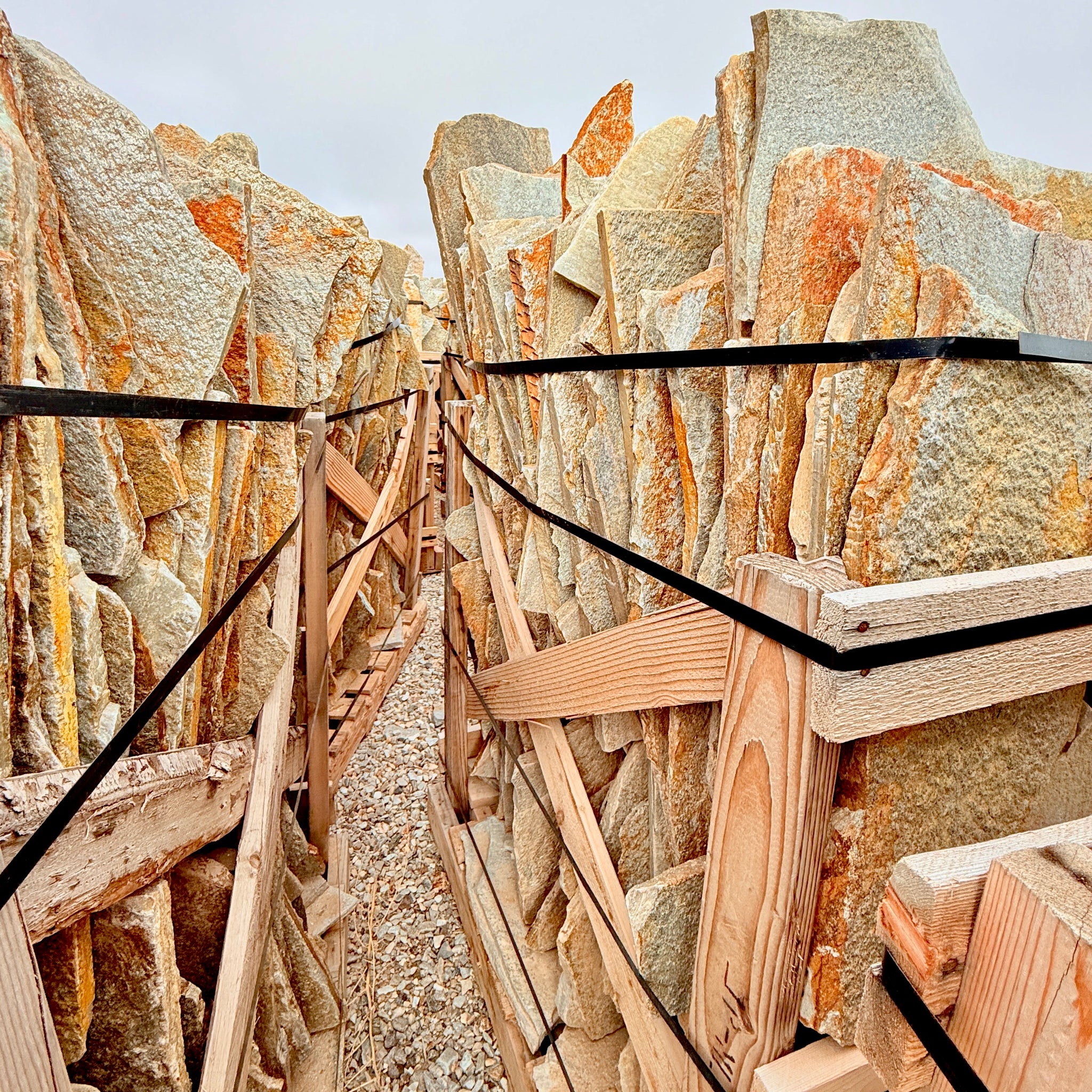 Gold Rush Thin Flagstone