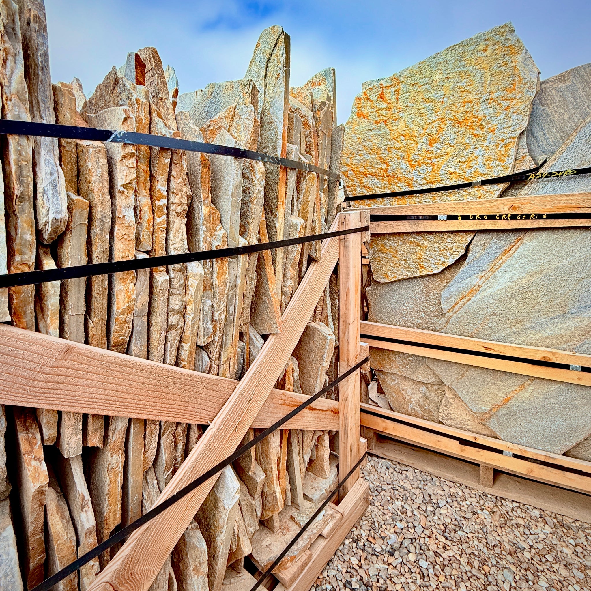 Gold Rush Thin Flagstone