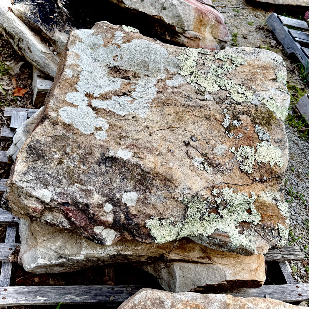 Boulders and Bench Boulders – Tons Of Stone