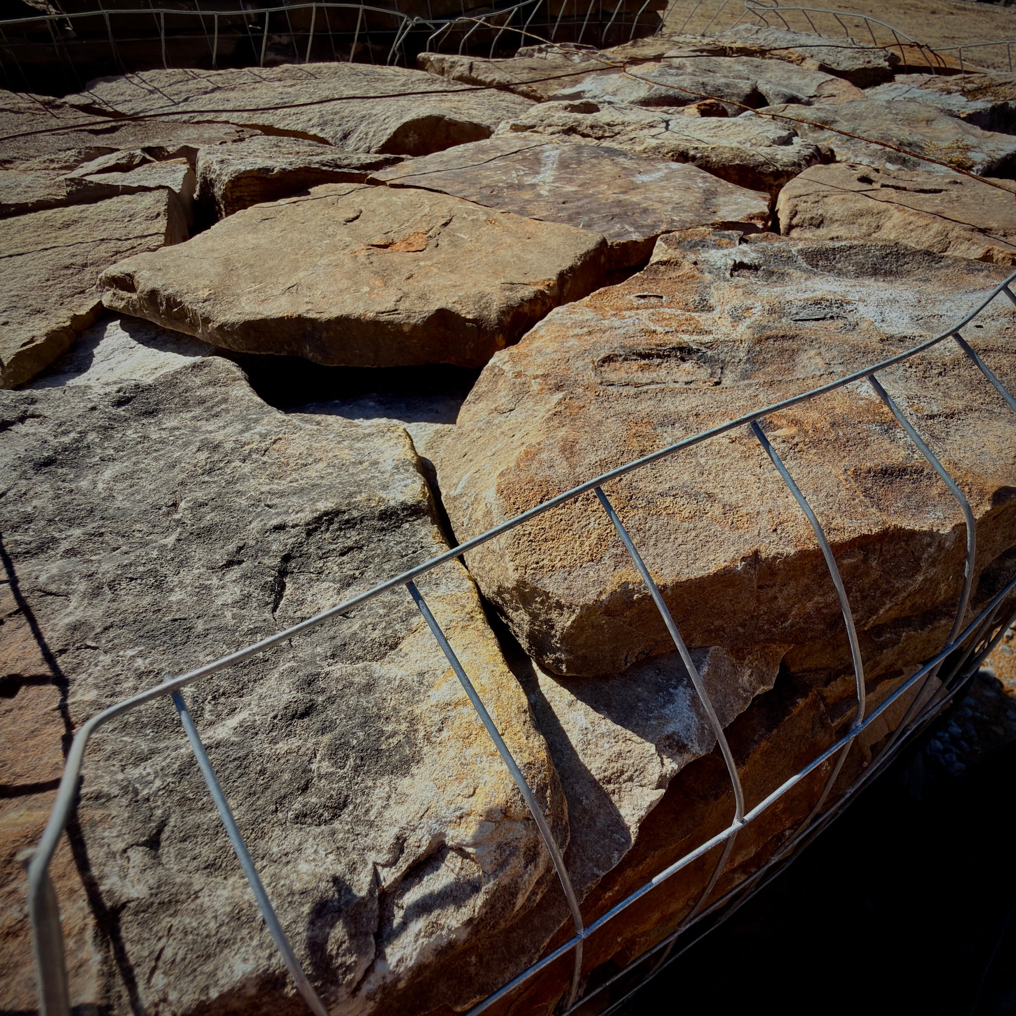 Fieldstone Sawed Random Flats