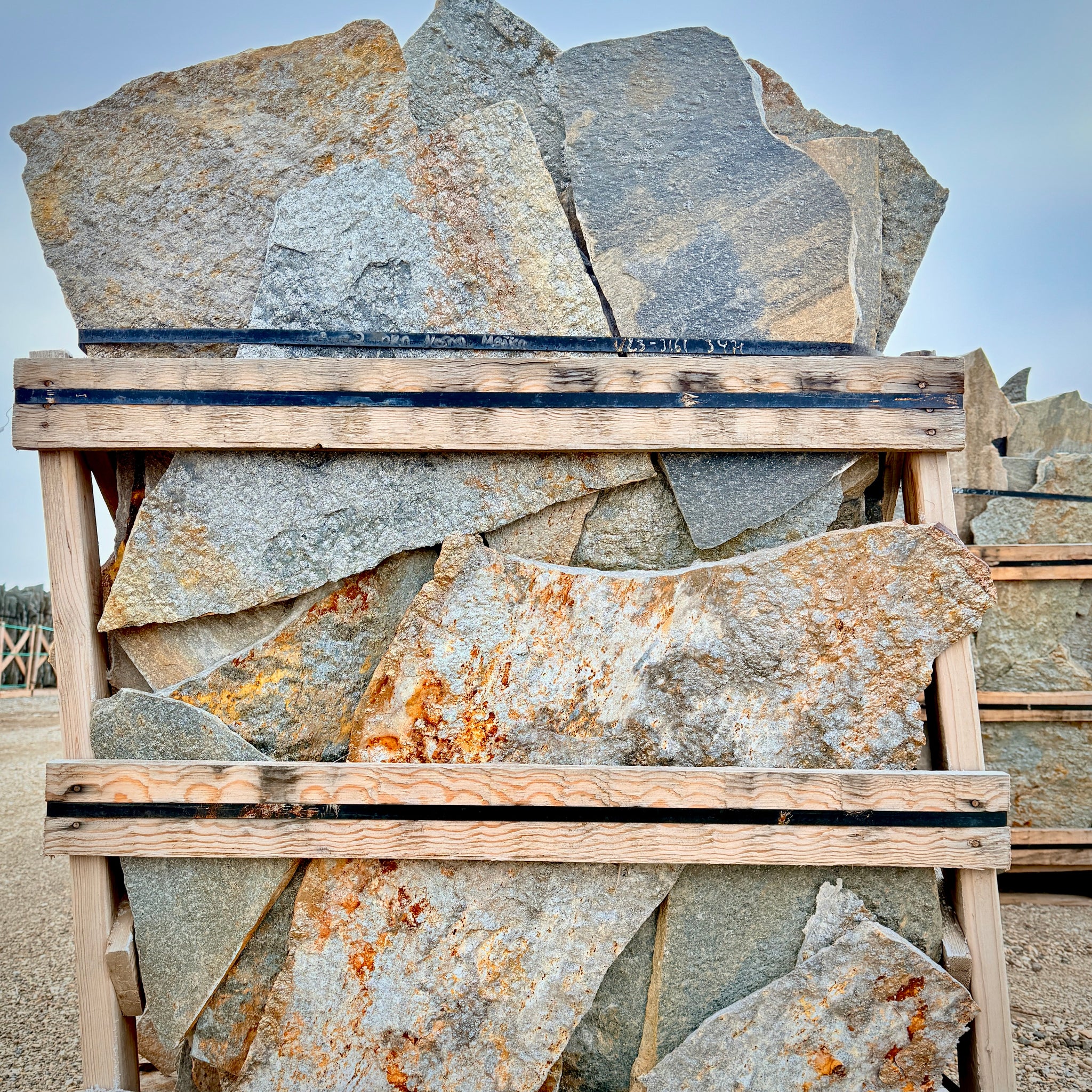 Sawtooth Thin Flagstone