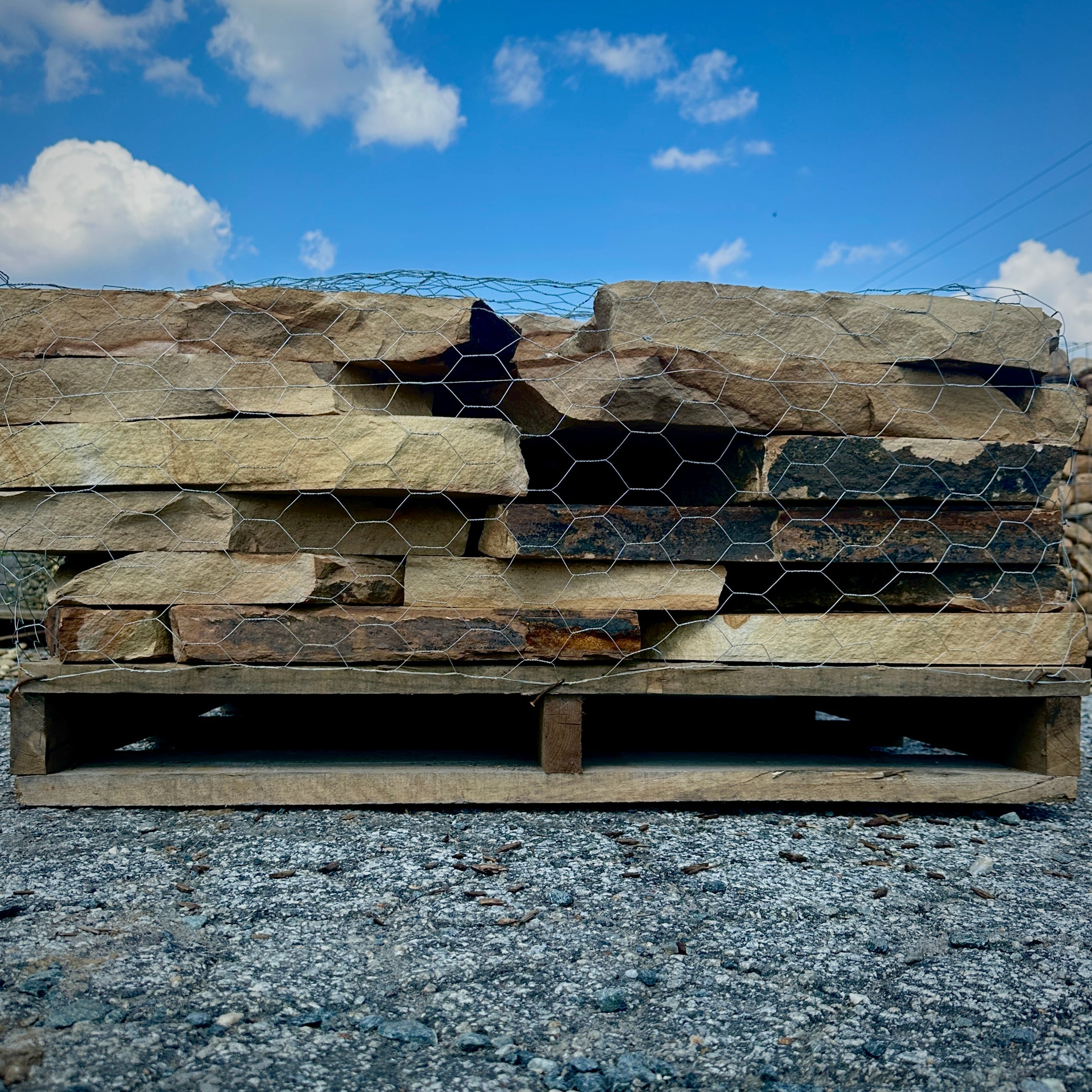 Brown Mountain Flagstone Thick- 2000 Pound Pallet – Tons Of Stone
