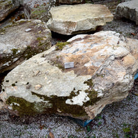 Tennessee Large Grotto Fieldstone showing its natural sandstone surface, irregular edges, and substantial thickness.